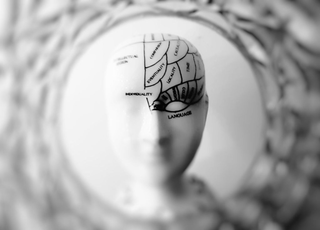 Pensiero clinico assistito e AI per psicologi